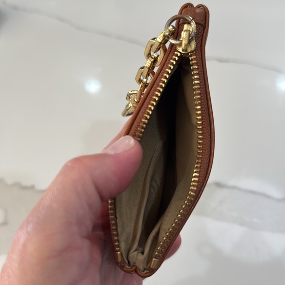 Tory Burch credit card/key holder. - Picture 3 of 6